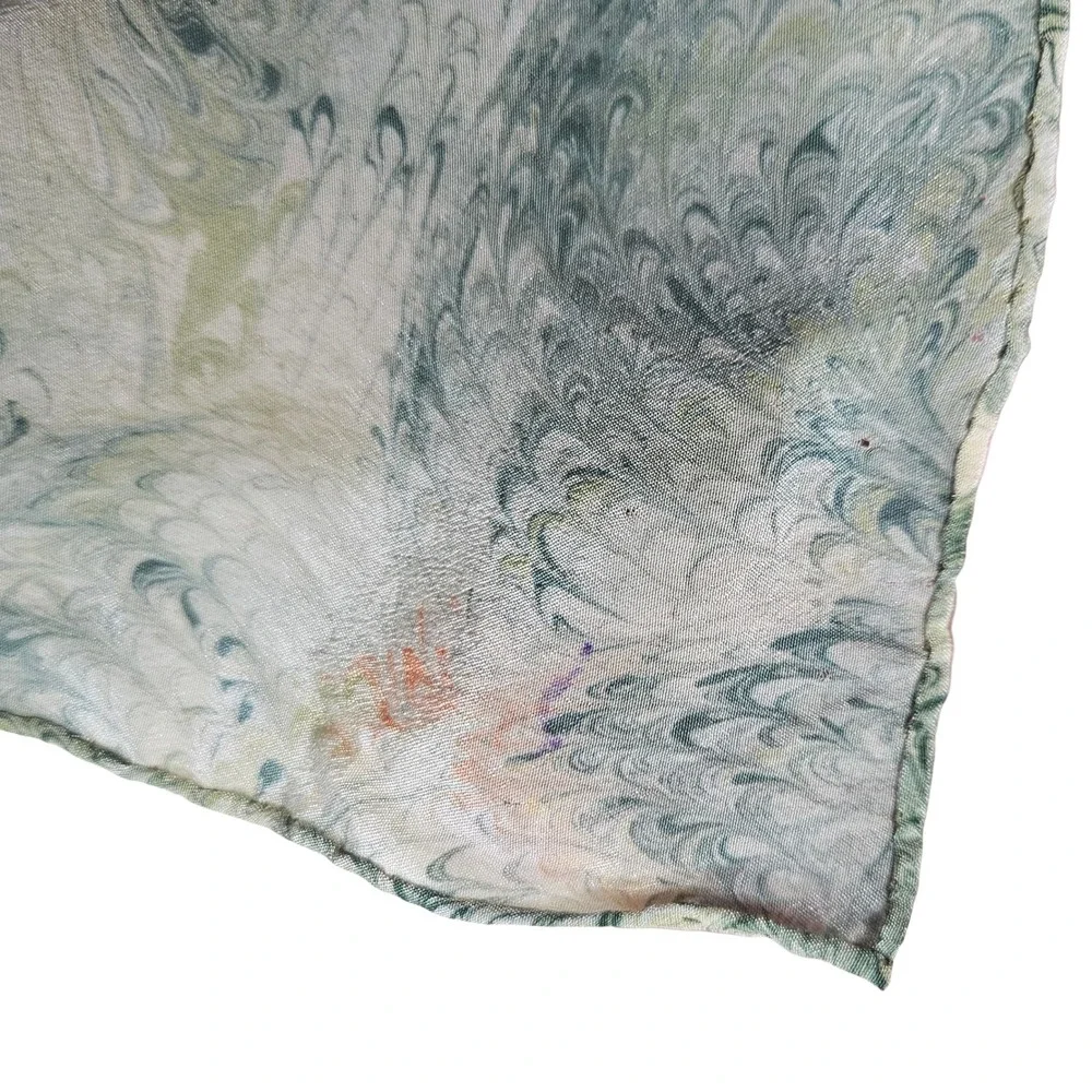 Vintage 60s 70s Green‎ Ivory Marbled Feathered Square Scarf 16.75 in Grandma